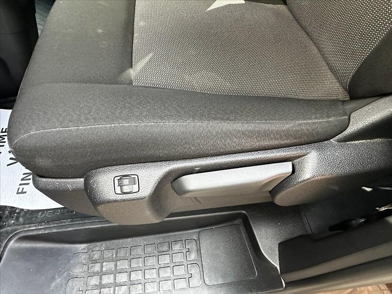 Toyota ProAce 2,0 D-4D 130kW-8AT-L1-CZ-DPH! - fotka 24 z 42