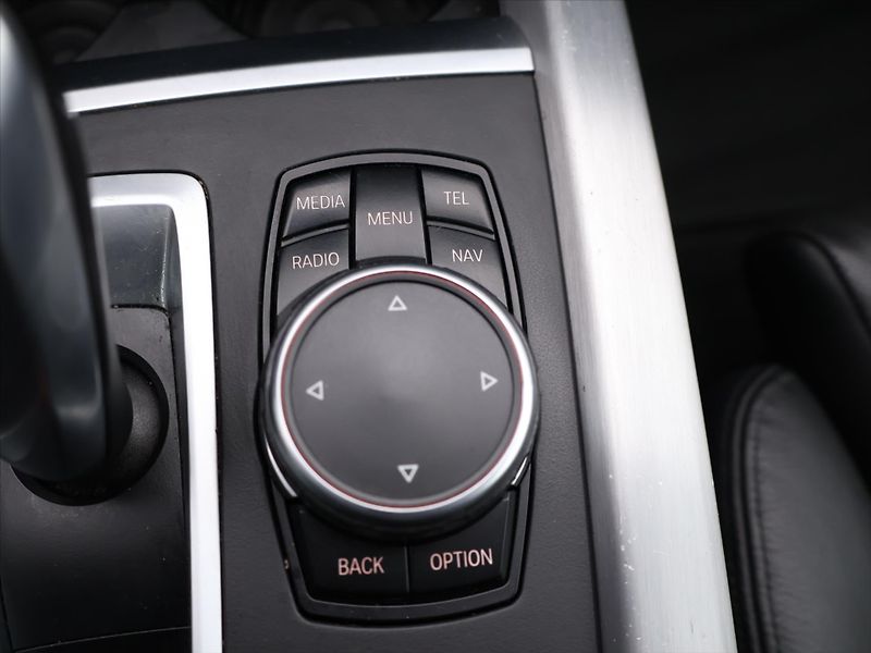 BMW X5 3,0 30d 190kW xDrive CZ - fotka 26 z 34