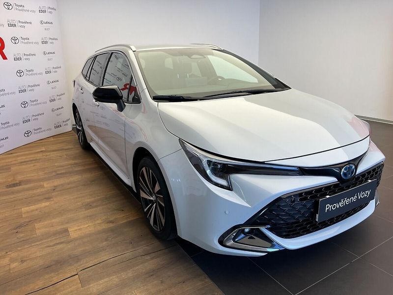 Toyota Corolla TS 1.8L Hybrid CVT Style - fotka 3 z 24