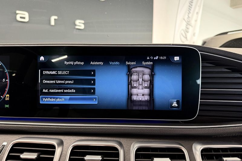 Mercedes-Benz GLS (2019) GLS 400d 4Matic AMG Line - fotka 100 z 111