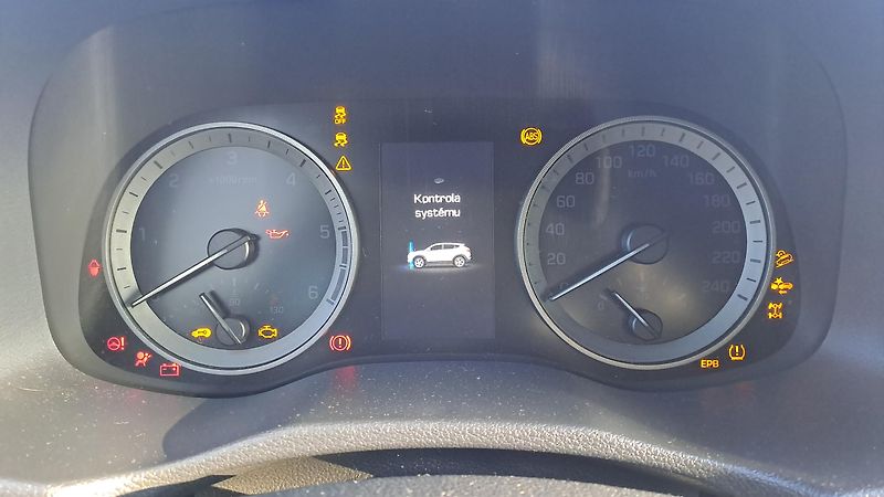 Hyundai Tucson 2.0 CRDI 4x4 Best of Czech - fotka 22 z 26
