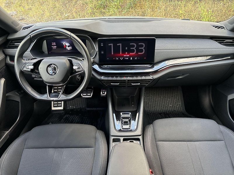 Škoda Octavia (2023) 2.0 TDI DSG Sportline - fotka 5 z 32