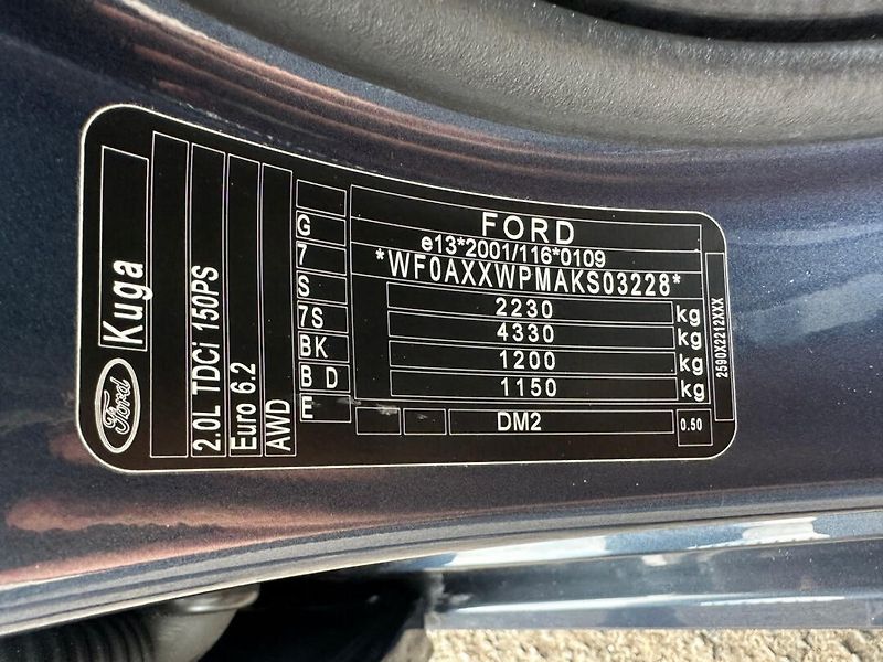 Ford Kuga (2019) 2,0TDCI 4x4 Automat  Vignale - fotka 18 z 31