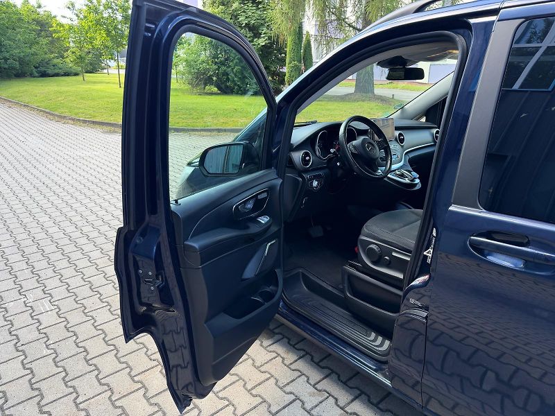 Mercedes-Benz Třídy V 250D BlueTec Long 8-míst /DPH - fotka 8 z 27