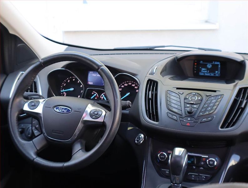 Ford Kuga (2013) Trend 1.6 EcoBoost, 4X4 - fotka 7 z 18