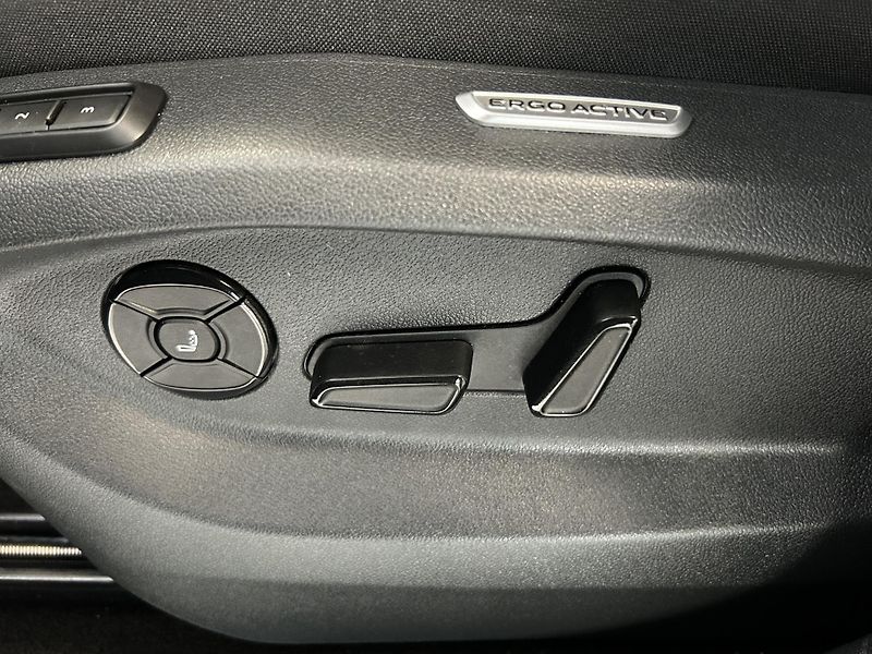 Volkswagen Tiguan (2025) 2.0TDi DSG Matrix REZERVACE - fotka 35 z 51
