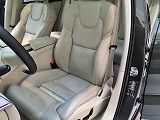 Volvo XC60 v Galerii Mánes.