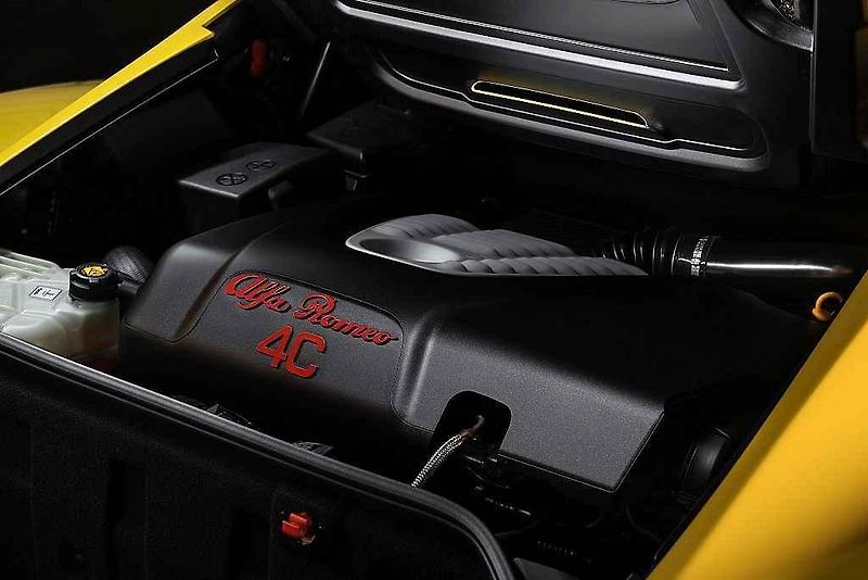 Alfa Romeo 4C Spider.