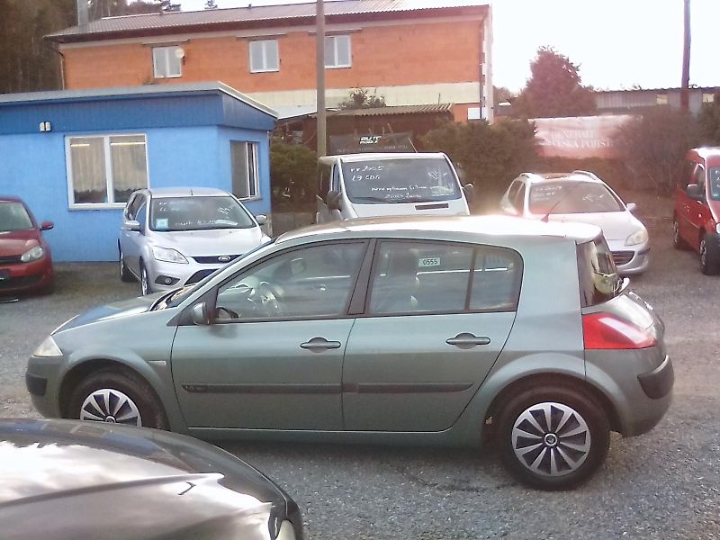 Renault Mégane (2003) 1.6i 16V nové v ČR - fotka 5 z 28