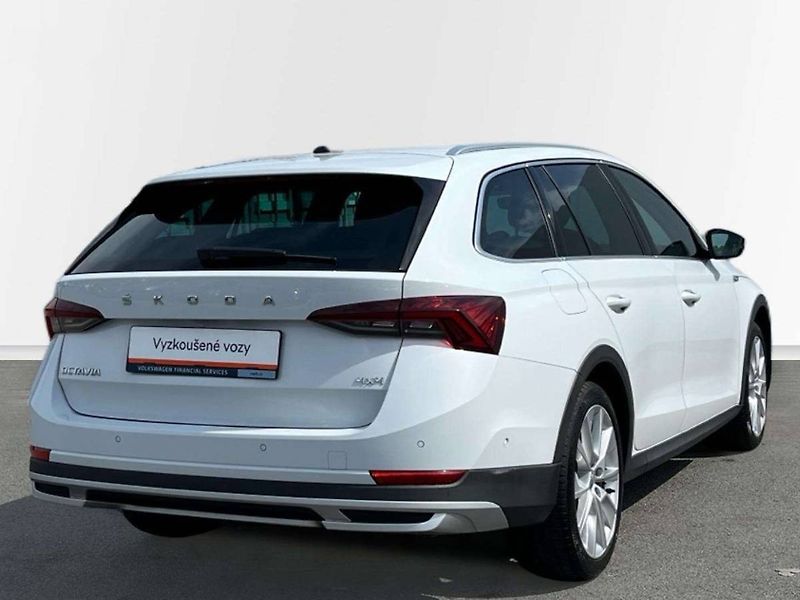 Škoda Octavia (2022) 2.0 TDI Scout 4x4 - fotka 19 z 20