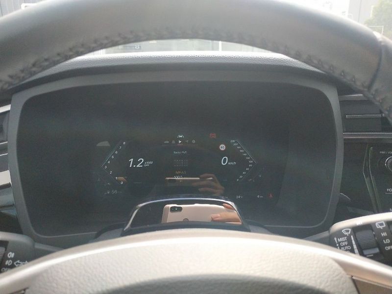 KGM Korando 1.5T, SMART,4WD, MT, SKLADEM - fotka 17 z 28