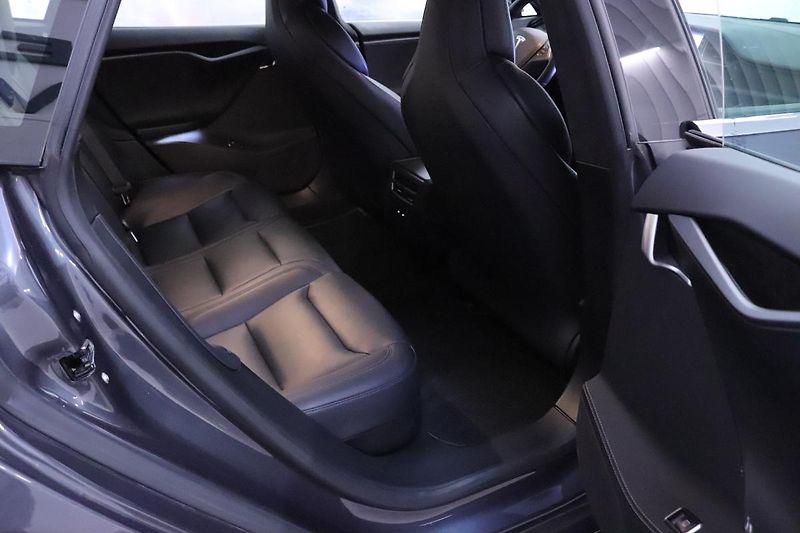 Tesla Model S (2020) S 800PS, REZERVOVÁNO - fotka 16 z 81