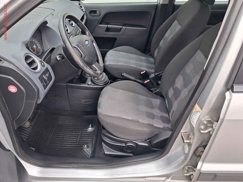 Ford Fusion (2008) 1.4i, Klima - fotka 9 z 15