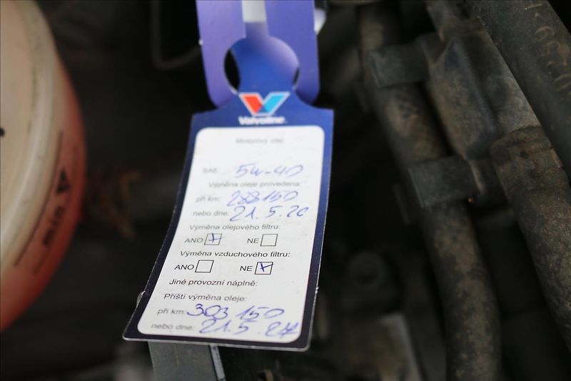 Volkswagen Tiguan 2,0 4x4, ČR, TAŽNÉ - fotka 25 z 25