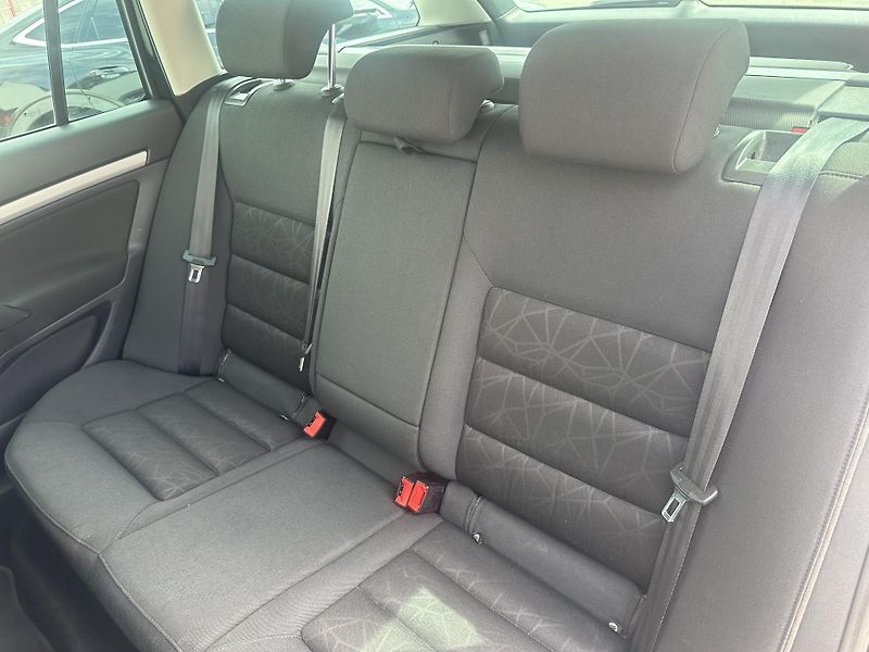 Škoda Octavia (2012) 1.2TSI DSG - fotka 14 z 25