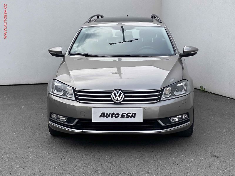 Volkswagen Passat (2013) 1.4 TSi, Comfortline, DSG - fotka 2 z 17