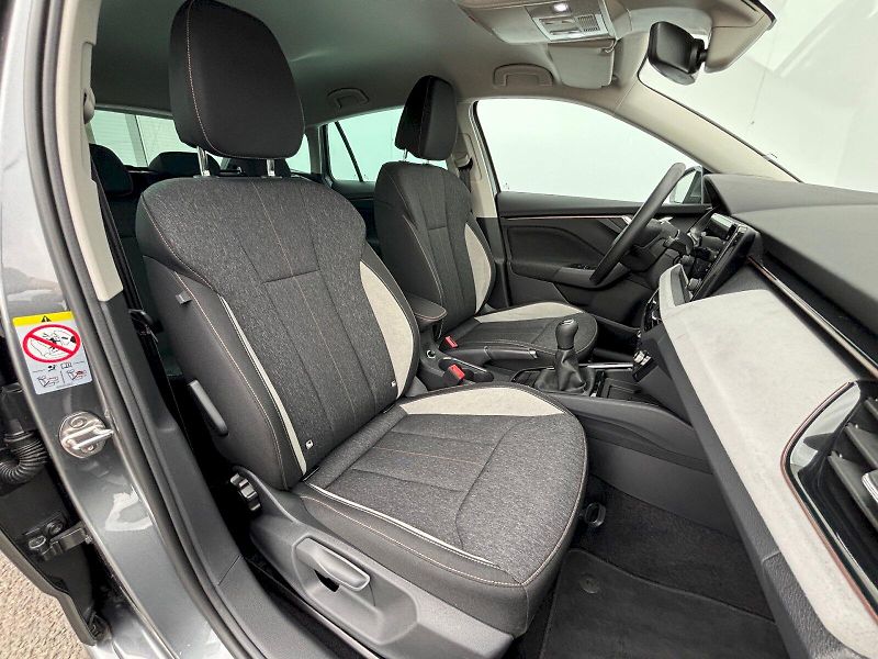 Škoda Scala (2025) 1.0 TSI 85kW Selection - fotka 31 z 35