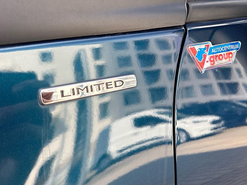 Renault Captur (2019) LIMITED 1.3 TCe MAN6, ČR - fotka 26 z 46