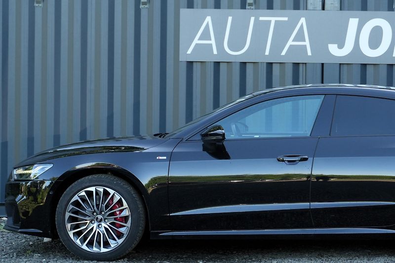 Audi A7 55 TFSI e, Quattro, Tažné, B&O - fotka 2 z 42