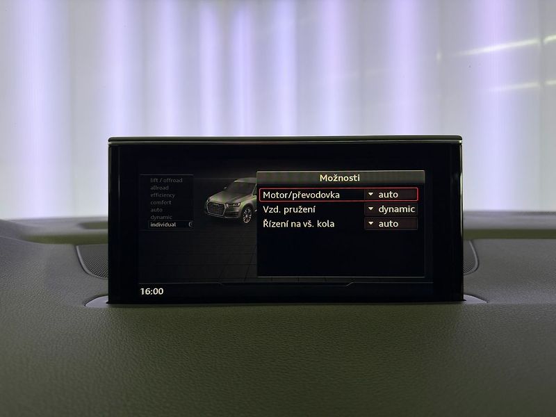 Audi Q7 3.0TDI 200KW QUATTRO S-LINE, V - fotka 18 z 28