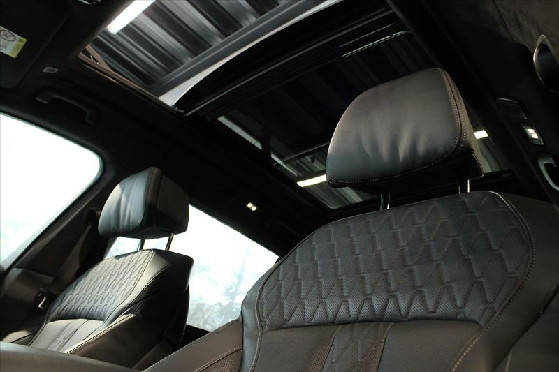 BMW X7 xDrive40d M Sport DAProf/ExDrP - fotka 9 z 43