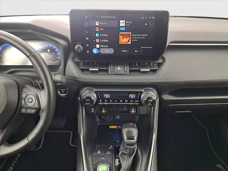 Toyota RAV4 (2025) 2.5 Hybrid - fotka 12 z 20