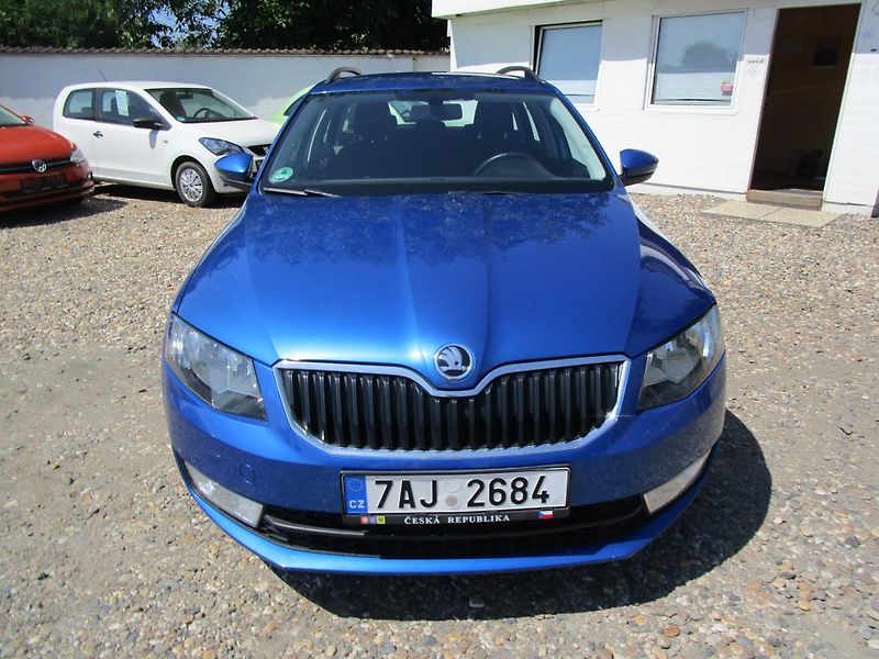 Škoda Octavia 1,6TDI-66KW- KOUPENA V ČR - fotka 2 z 14