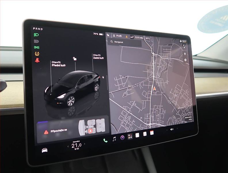 Tesla Model Y (2023) RWD LFP 60kWh, SoH 93% - fotka 30 z 32