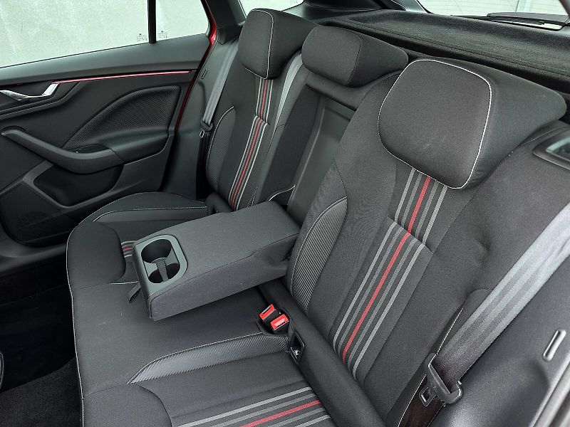 Škoda Scala 1.0TSi DSG 116PS Monte Carlo K - fotka 36 z 42