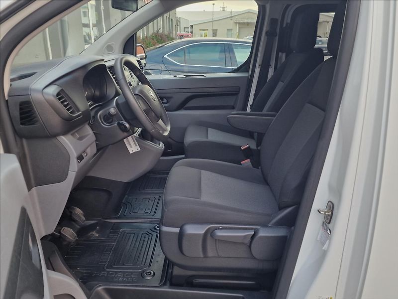 Toyota ProAce Verso 1.5 D-4D 8-míst,ČR,1.Majitel - fotka 19 z 46
