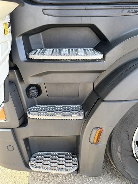 Scania R450 EURO 6 low deck - fotka 11 z 22