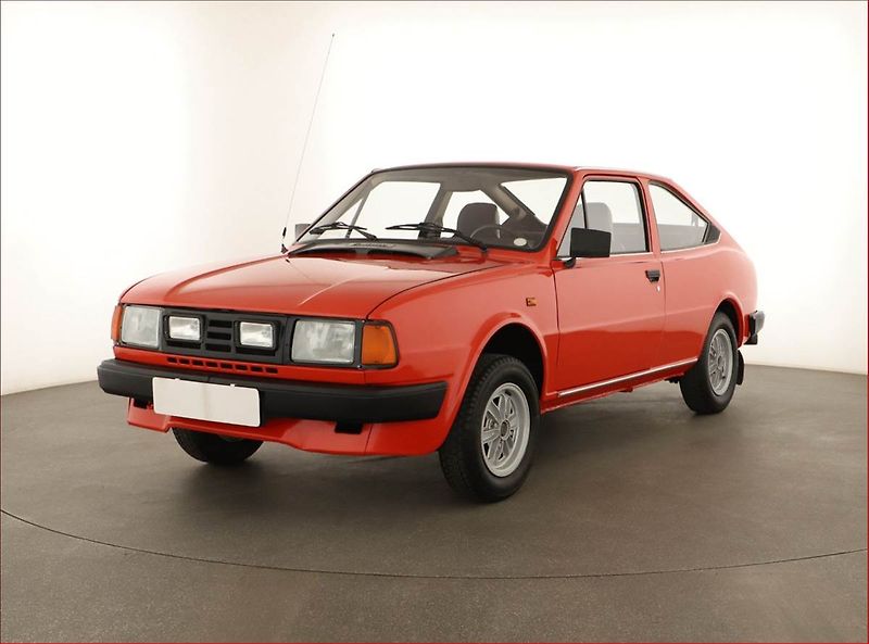 Škoda Rapid (1988) 130 5speed - fotka 2 z 14