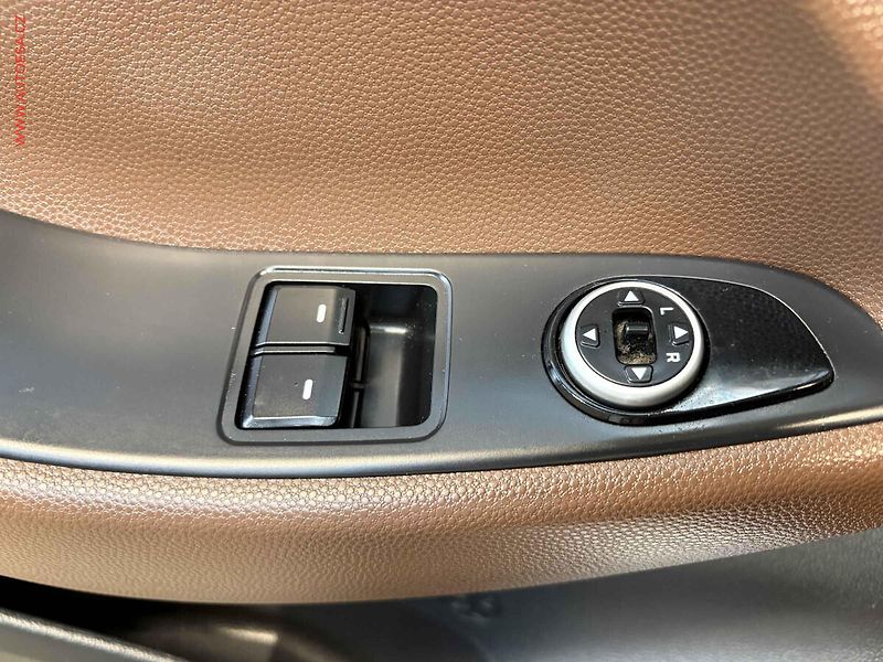 Hyundai i20 (2016) 1.25i, 1.maj,ČR - fotka 12 z 13