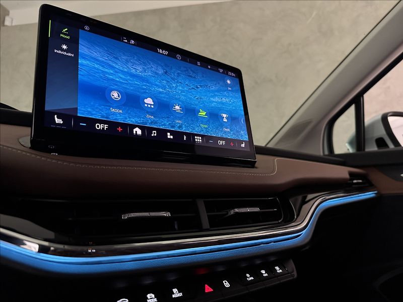 Škoda Enyaq 80 LED Matrix Assist Tepelko - fotka 47 z 50