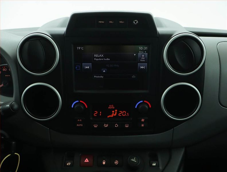 Peugeot Partner (2015) Allure 1.6 BlueHDi, 5Míst, ČR - fotka 12 z 15