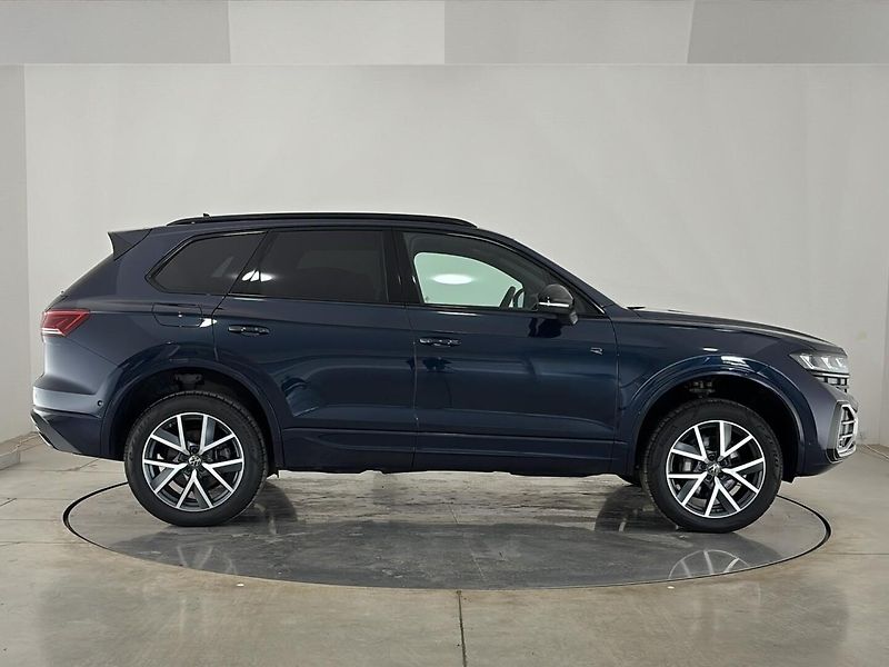 Volkswagen Touareg R-Line 4MOT - fotka 16 z 33