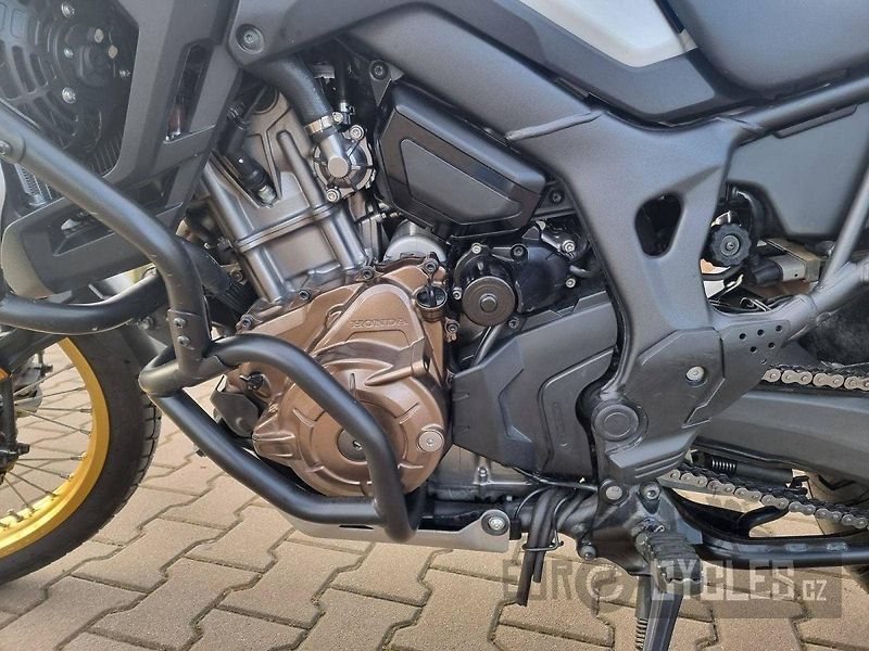 Honda CRF 1000 L Africa Twin DCT ABS (2018) - fotka 14 z 21