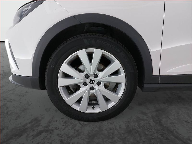 Seat Arona (2022) 1.0 TSI, Automat, ČR,1.maj - fotka 15 z 19