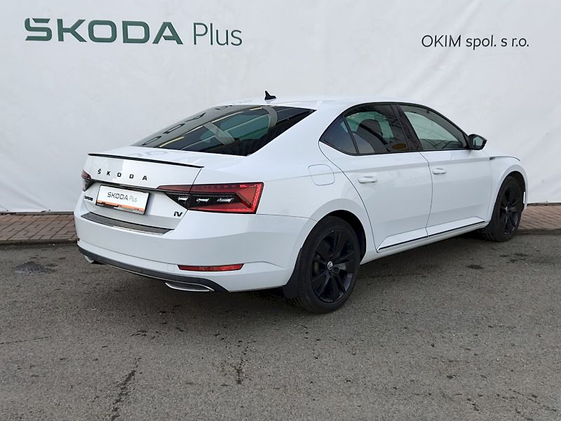 Škoda Superb (2020) iV 1,4 Tsi 150 Kw SportLine DS - fotka 2 z 37