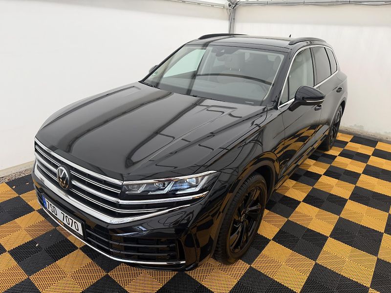 Volkswagen Touareg 3.0Tdi*210kw*1MAJ*DPH*ELEGANCE - fotografie inzerátu