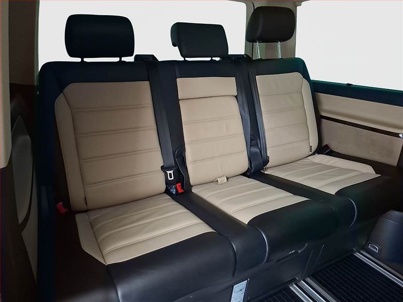Volkswagen Multivan (2017) Highline 2.0 TDI - fotka 23 z 23