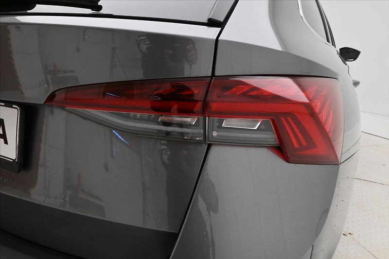 Škoda Octavia 2,0 TDI 110 kW DSG Style Záruk - fotka 29 z 30