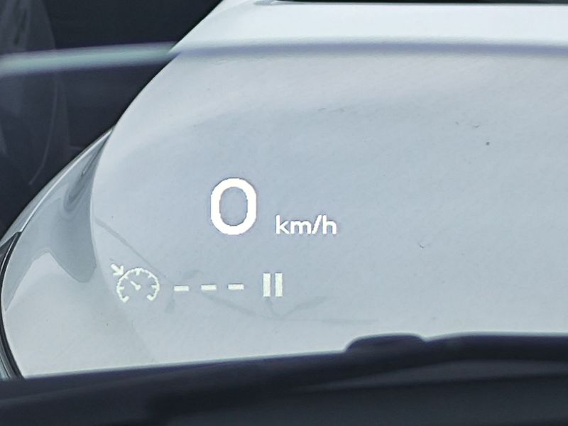 Peugeot 5008 2.0 HDI/110kW Allure - fotka 17 z 35