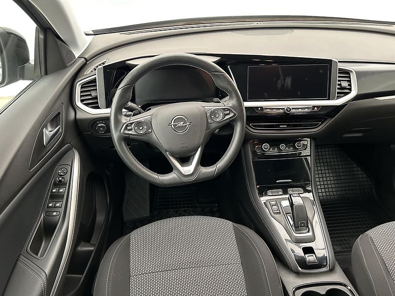Opel Grandland 1.5 CDTi GS - fotka 17 z 30