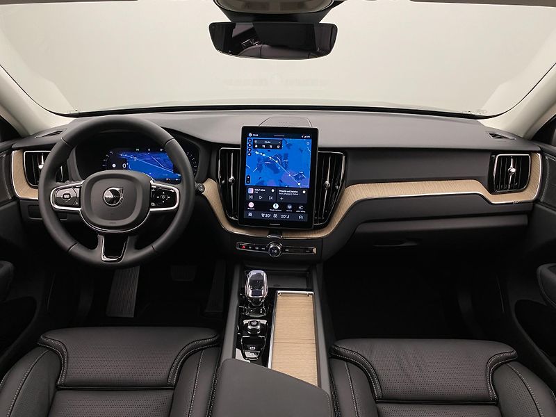 Volvo XC60 (2026) B5 AWD AUT BRIGHT PLUS  - fotka 2 z 67