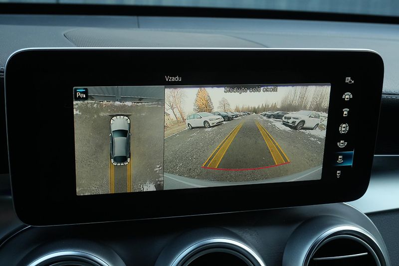 Mercedes-Benz GLC 220d, Vzduch, Ventilace,Záruka - fotka 18 z 37