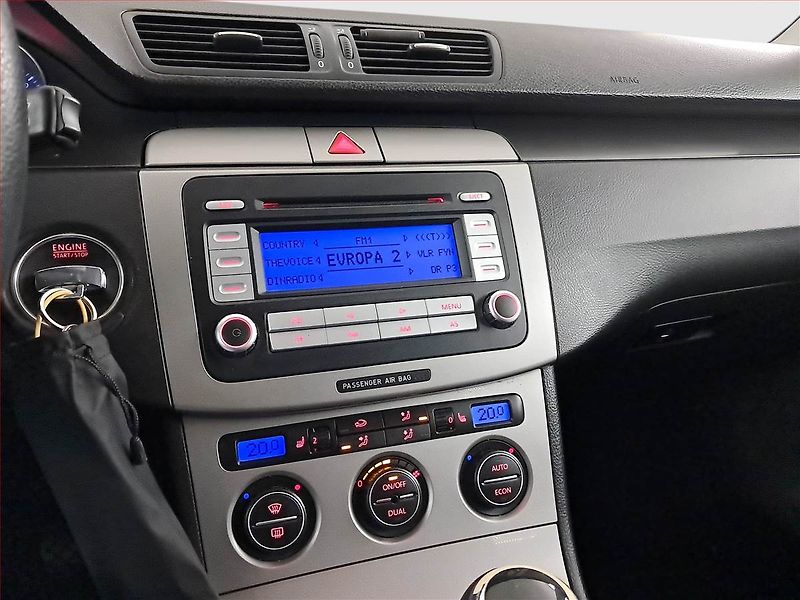 Volkswagen Passat (2007) 2.0 TDI, po STK, Tažné, Klima - fotka 12 z 18