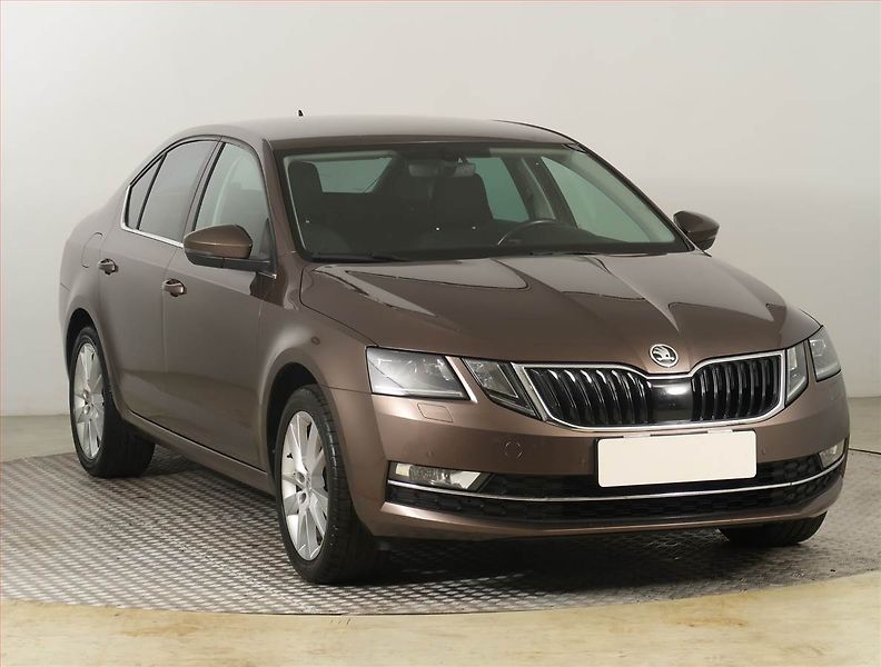 Škoda Octavia (2019) Style 1.5 TSI, Navi, Tempomat - fotografie inzerátu