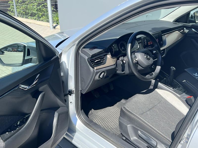 Škoda Scala (2021) 1,5TSi 110kW STYLE - fotka 9 z 34