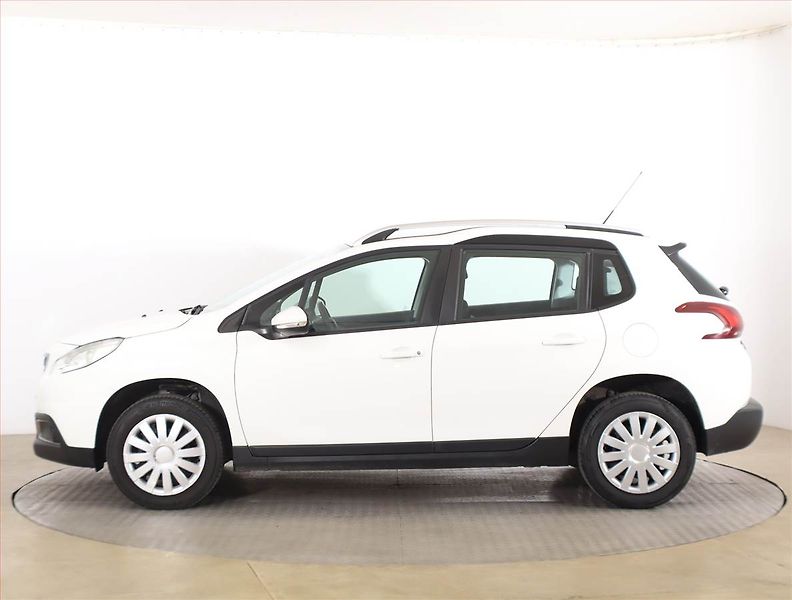 Peugeot 2008 (2016) 1.2 PureTech, Serv.kniha - fotka 3 z 14